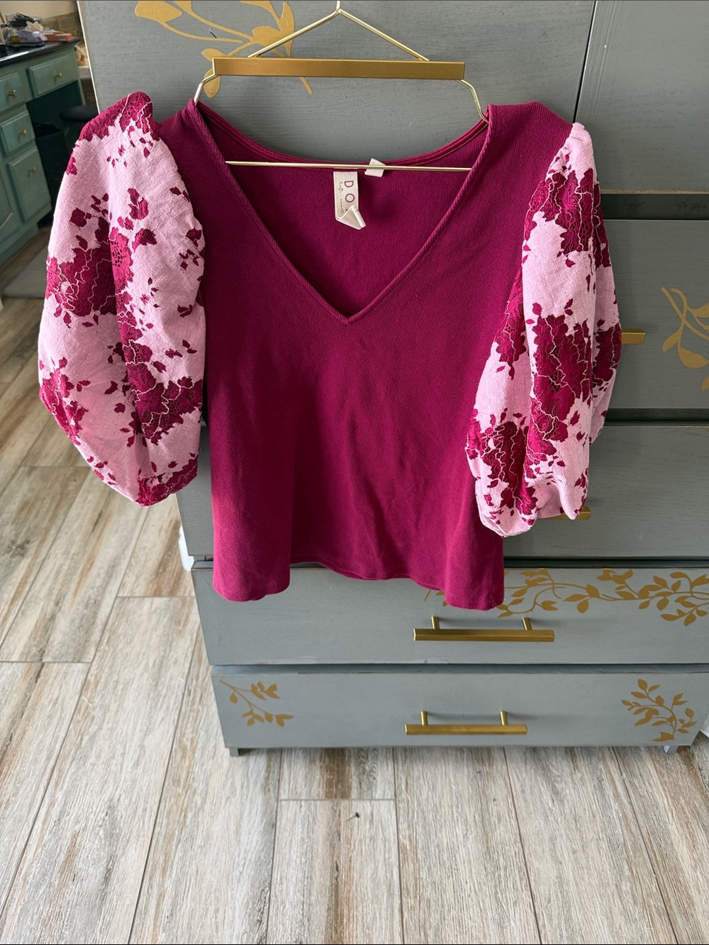 dolan Magenta V-Neck Top with Pink Floral Puff Sleeves